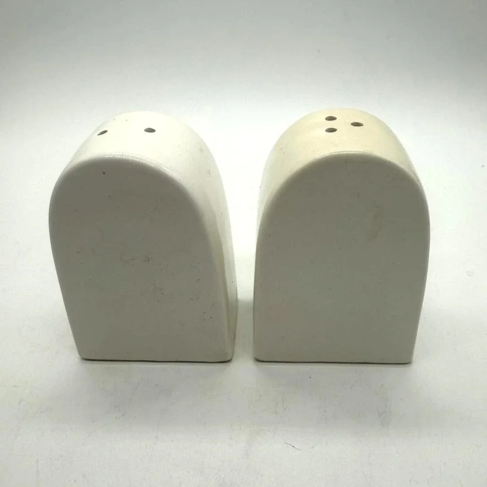 Vintage Boot Hill Tombstone Salt Pepper Shakers Salty O'Day Pepper Tate Japan